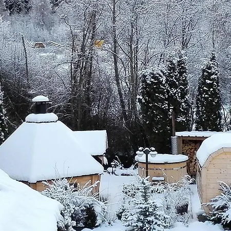 Les Foulons Guest house *